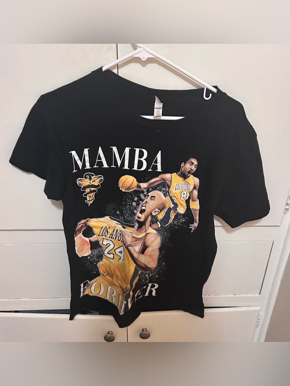 Kobe shirt size BOYS medium 10/12